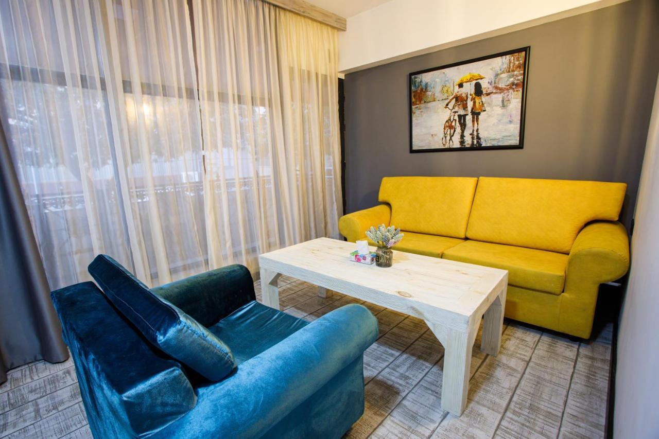 יירבאן The Phoenix Boutique Hotel מראה חיצוני תמונה